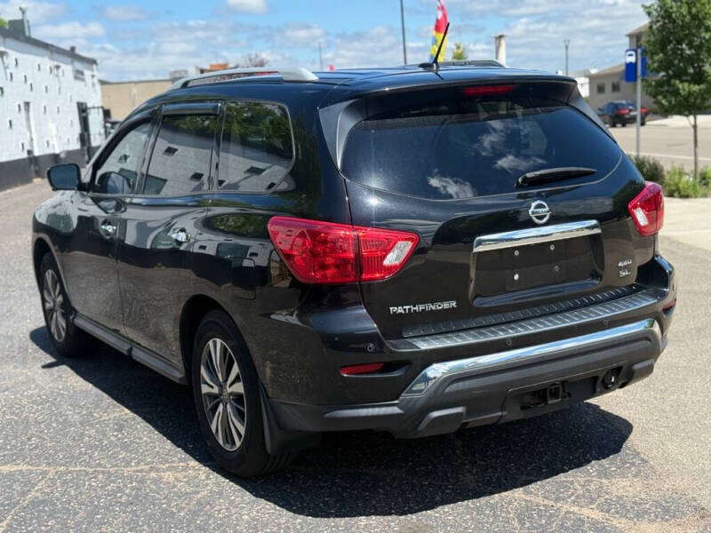 2017 Nissan Pathfinder
