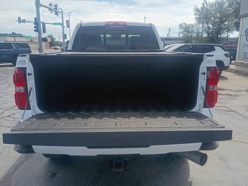 2015 GMC Sierra 2500HD Denali