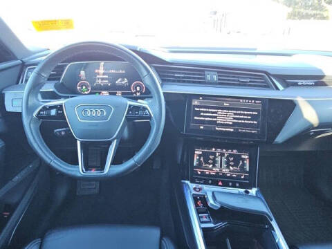 2023 Audi e-tron S quattro Premium Plus