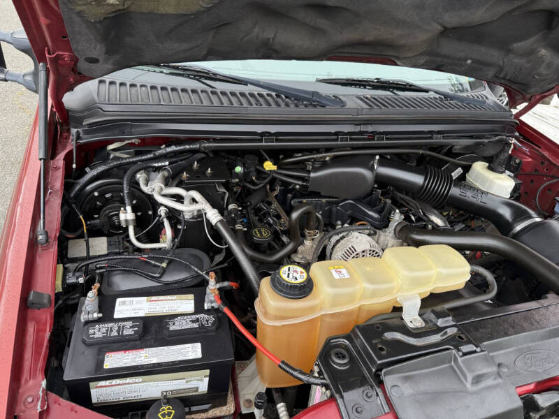 2004 Ford Excursion XLT