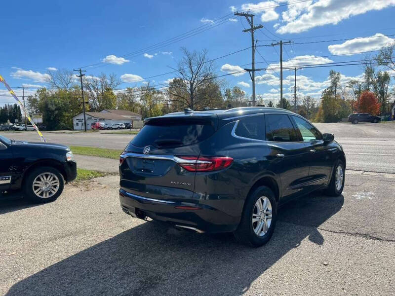 2020 Buick Enclave Essence