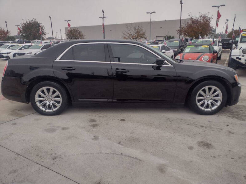 2014 Chrysler 300