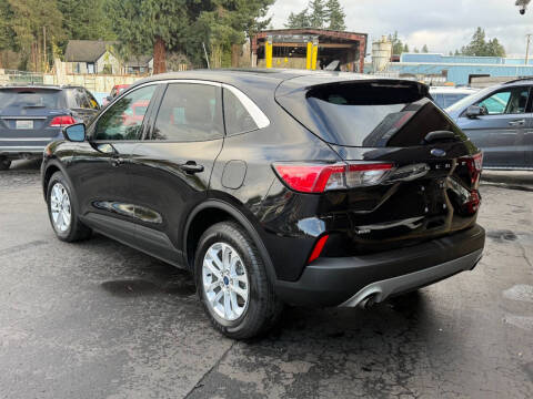 2021 Ford Escape Hybrid SE
