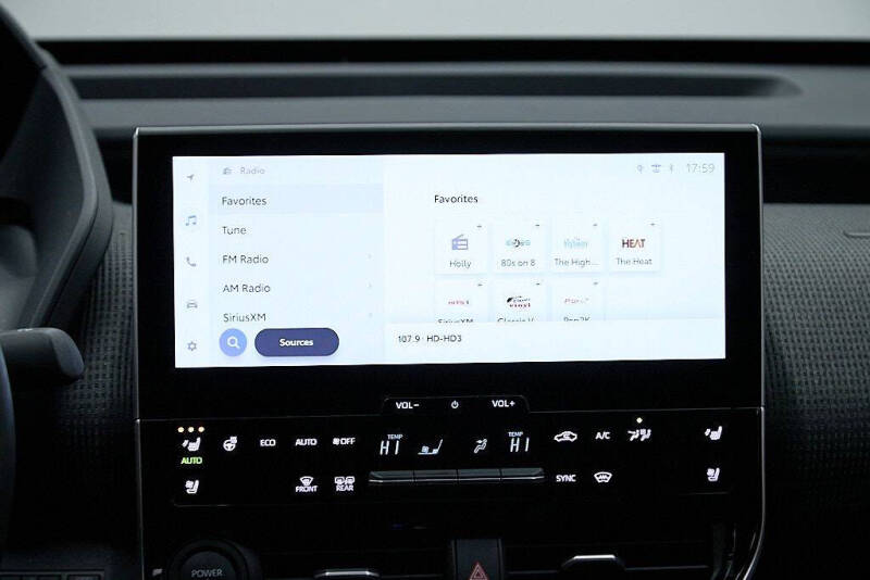 2024 Toyota bZ4X Limited