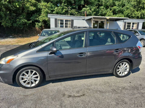 2012 Toyota Prius v Five