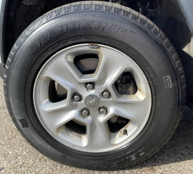 2016 Jeep Grand Cherokee Laredo