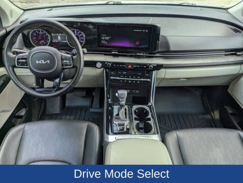2024 Kia Carnival EX