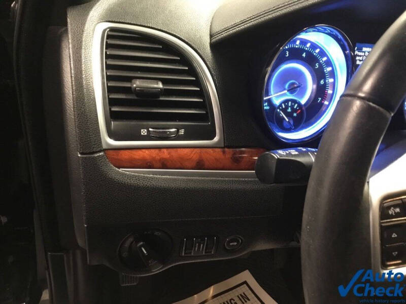 2013 Chrysler 300