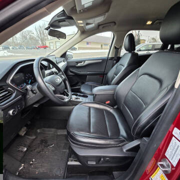 2020 Ford Escape SEL