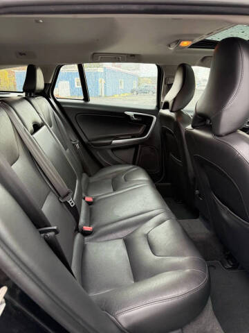 2017 Volvo V60 T5 Premier