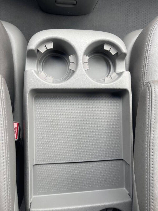 2007 Hyundai Entourage GLS