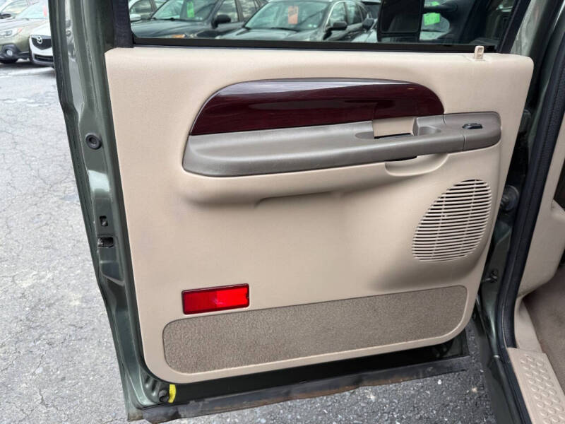 2003 Ford Excursion Eddie Bauer