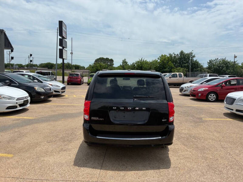 2016 Dodge Grand Caravan SXT