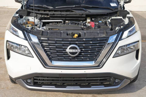 2022 Nissan Rogue SL