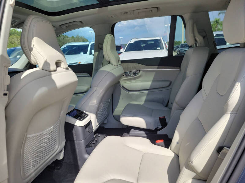 2025 Volvo XC90 T8 Plus Bright Theme 6P