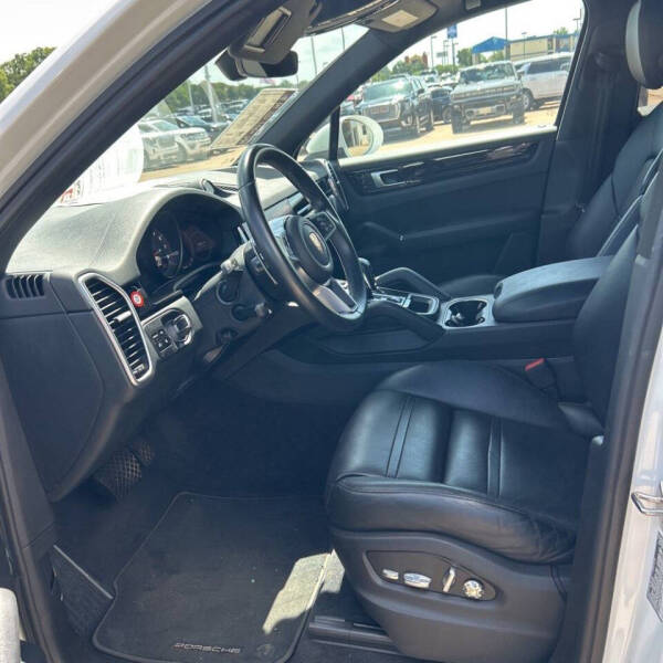 2020 Porsche Cayenne