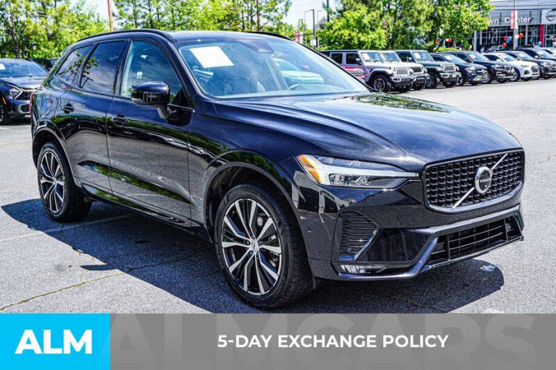 2024 Volvo XC60 B5 Plus Dark Theme