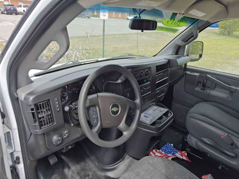 2019 Chevrolet Express 2500