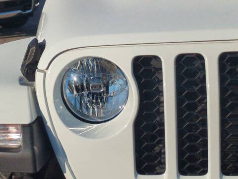 2022 Jeep Gladiator Sport S