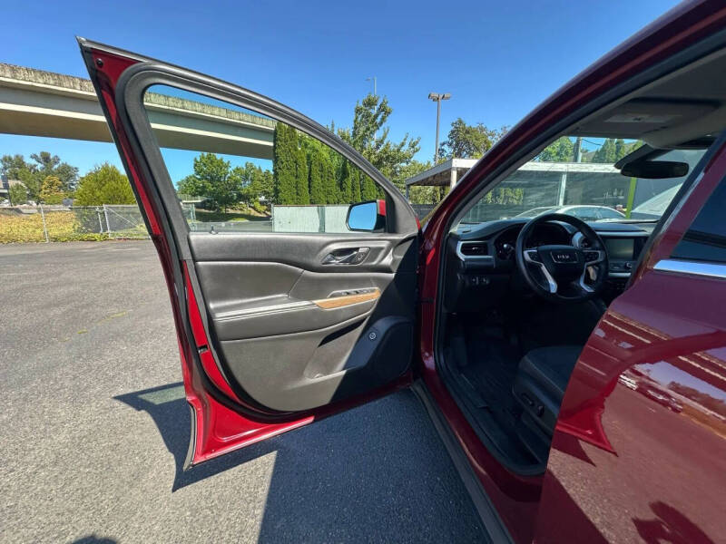 2017 GMC Acadia SLE-2