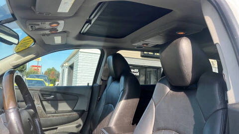 2011 GMC Acadia Denali