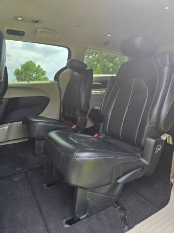 2018 Chrysler Pacifica Touring L
