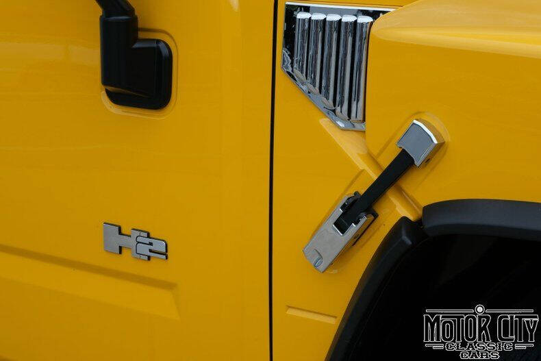 2003 HUMMER H2