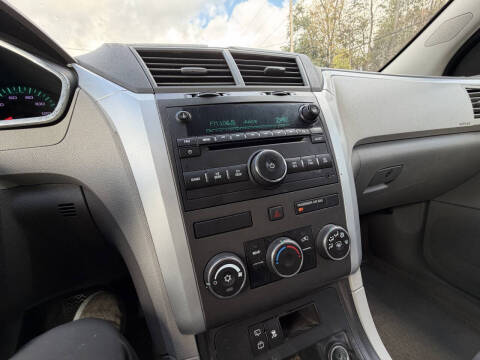 2011 Chevrolet Traverse LS