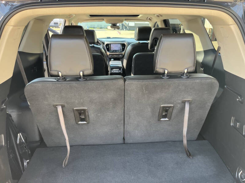 2018 GMC Acadia Denali