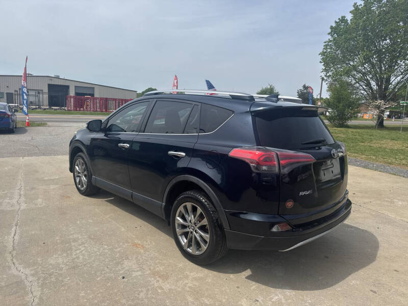 2017 Toyota RAV4 Limited