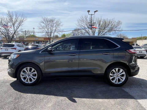 2020 Ford Edge Titanium