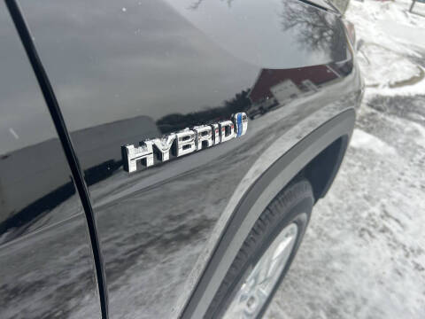 2021 Toyota RAV4 Hybrid XLE