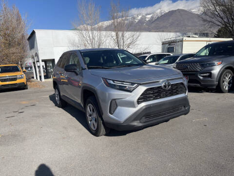 2023 Toyota RAV4 LE