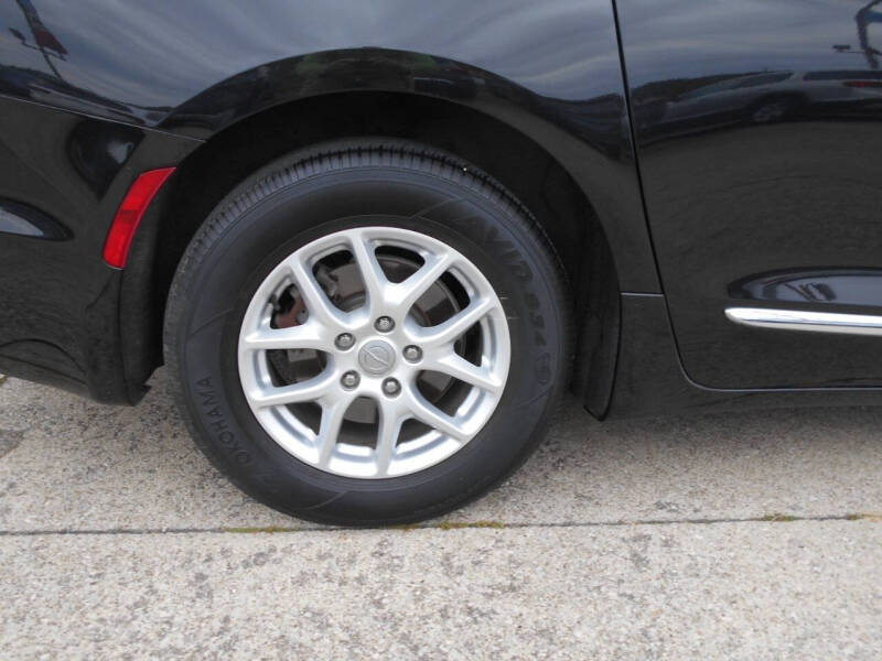 2020 Chrysler Pacifica Touring L