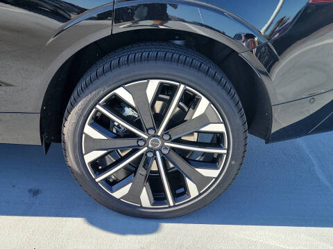 2026 Volvo XC60 T8 Ultra