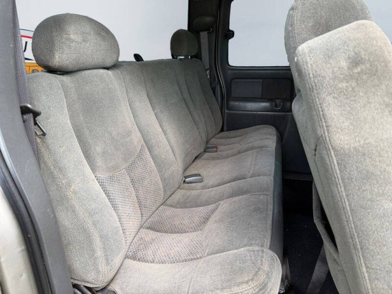 2004 Chevrolet Silverado 2500HD