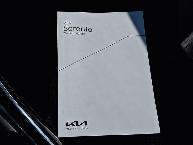2025 Kia Sorento SX