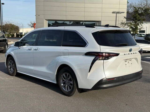2023 Toyota Sienna