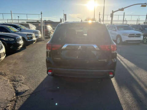 2016 Mitsubishi Outlander