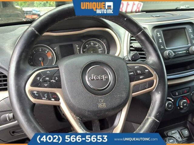 2017 Jeep Cherokee Sport