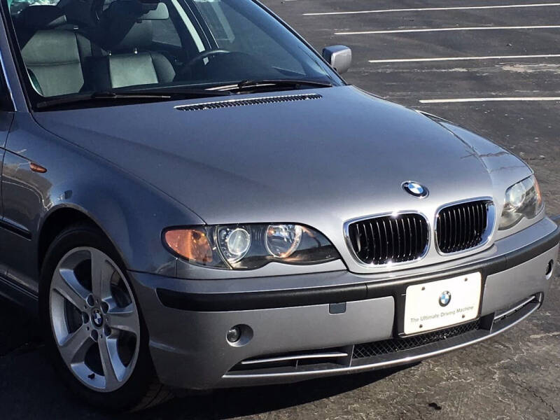 2004 BMW 3 Series for sale at BAVARIAN AUTOGROUP LLC in Kansas City MO