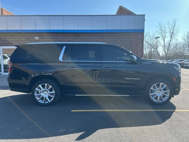 2023 Chevrolet Suburban High Country