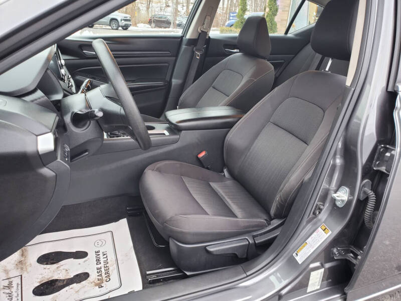 2022 Nissan Altima 2.5 S