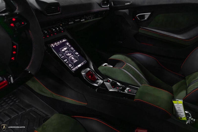 2024 Lamborghini Huracan Sterrato