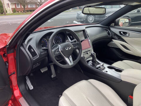 2017 Infiniti Q60 Red Sport 400