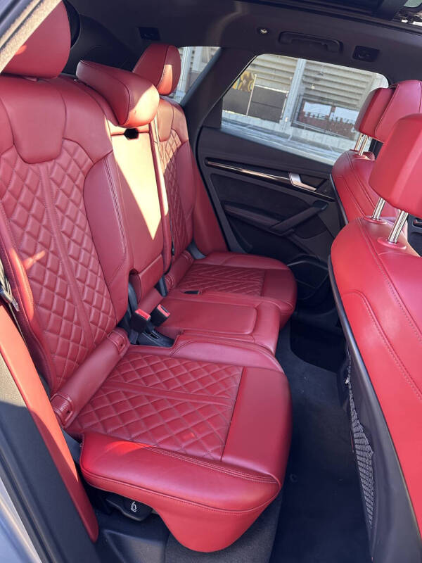 2019 Audi SQ5 3.0T quattro Prestige