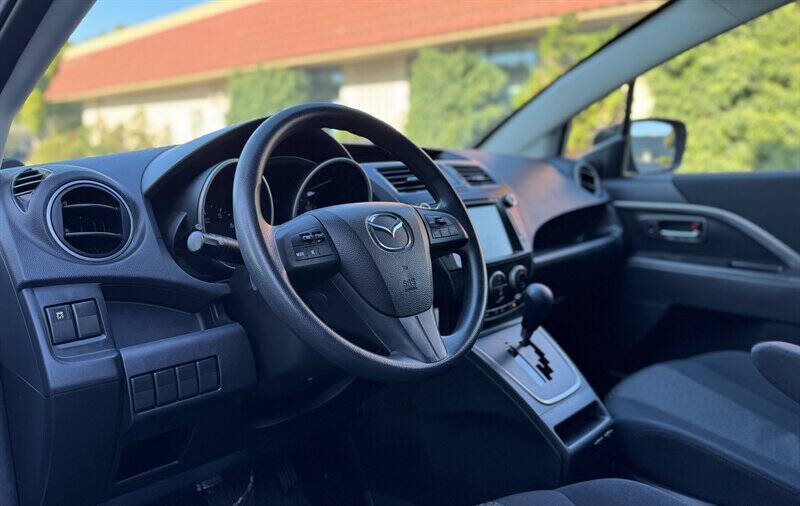 2012 Mazda MAZDA5 Sport