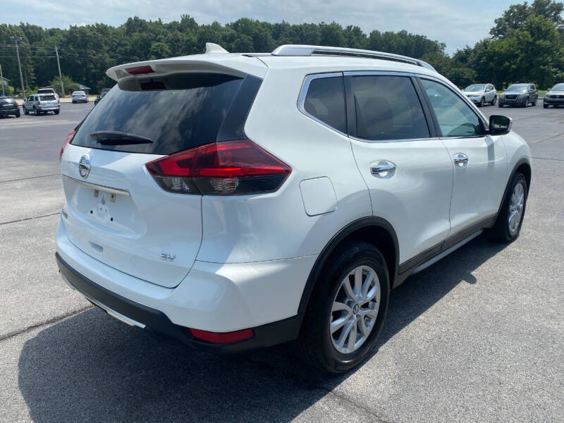 2018 Nissan Rogue SV