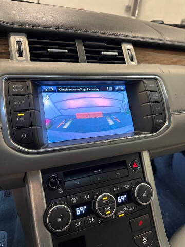 2012 Land Rover Range Rover Evoque Prestige