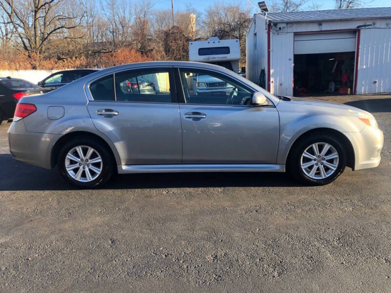 2011 Subaru Legacy 2.5i Premium